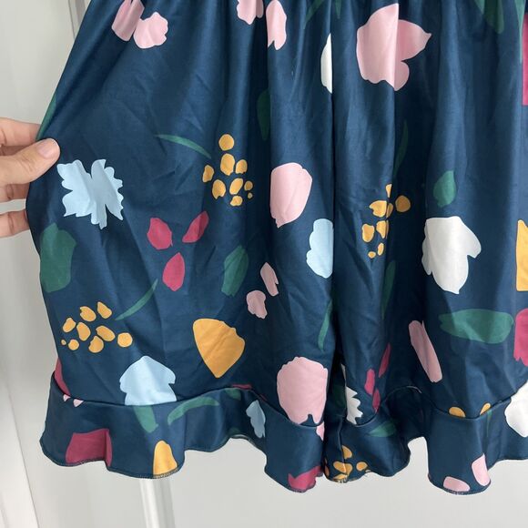 One Piece M Swimsuit Built In Bra Shorts Pockets Jumper Blue Floral NWOT Modest - Picture 2 of 7